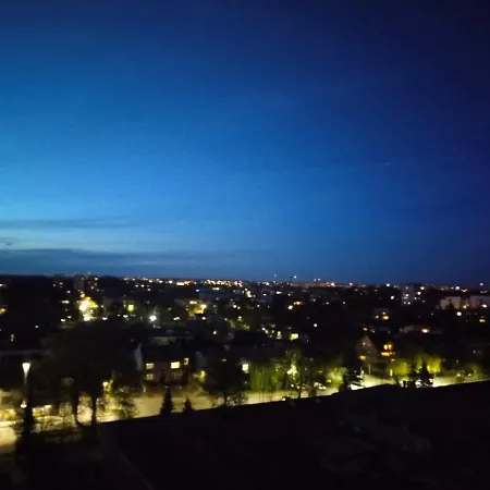 Apartment Sky Panorama View *